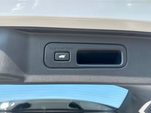 Used 2024 Honda Pilot Elite image 14