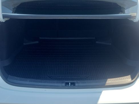 Certified 2024 Toyota Corolla SE FWD image 10