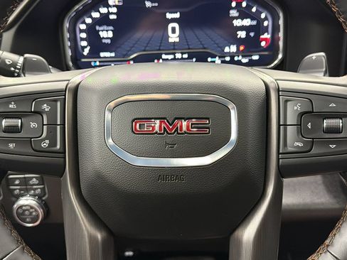 Used 2025 GMC Sierra 1500 AT4 w/ AT4 Premium Package AWD/4WD image 29
