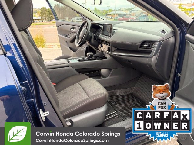 Used 2025 Nissan Rogue SV FWD image 22