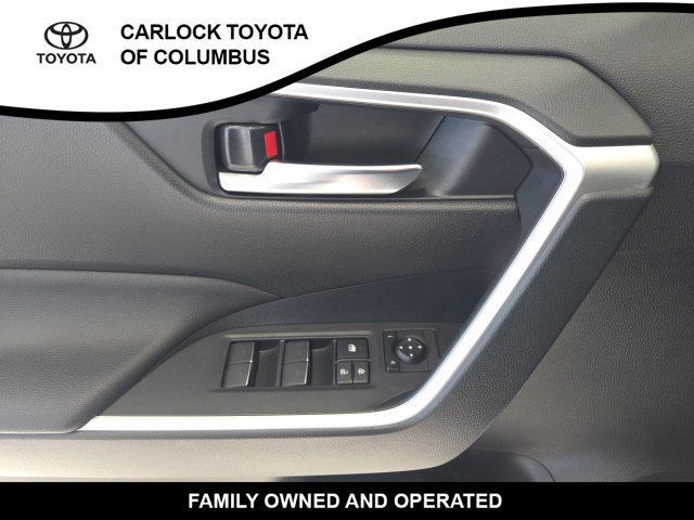 Used 2024 Toyota RAV4 XLE AWD/4WD image 12