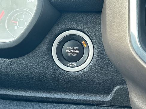 Certified 2022 RAM 1500 Laramie AWD/4WD image 32