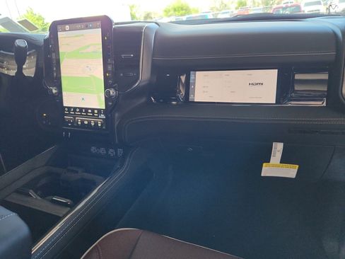 New 2025 RAM 2500 Limited image 20