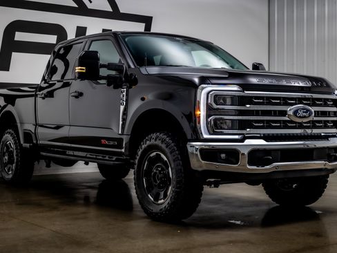 Used 2025 Ford F350 Lariat w/ Lariat Ultimate Package image 31