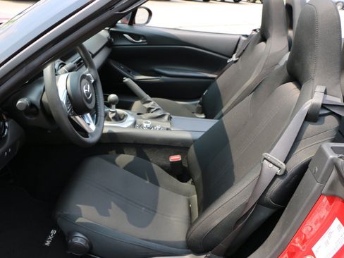Used 2023 MAZDA MX-5 Miata Sport RWD image 23