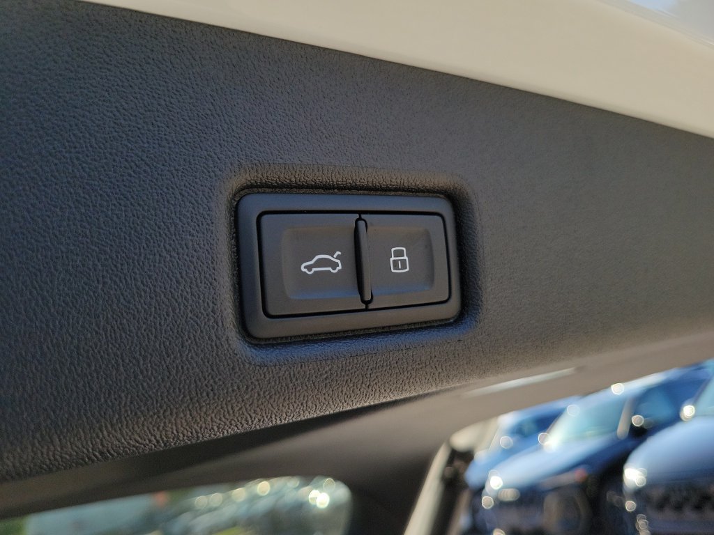 New 2026 Audi Q5 Premium AWD/4WD image 31