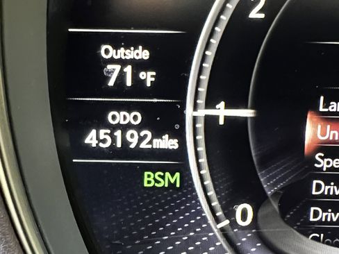 Used 2020 Lexus LS 500 w/ Interior Upgrade Package image 21