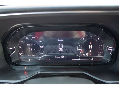 Used 2023 GMC Yukon Denali Ultimate AWD/4WD image 36