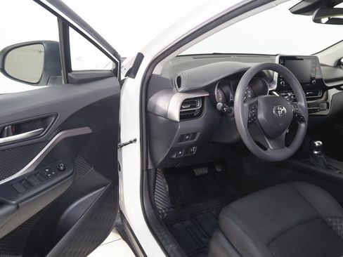 Used 2021 Toyota C-HR LE image 43