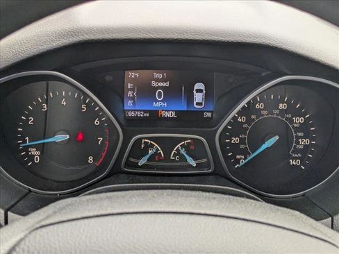 Used 2018 Ford Focus SE image 11