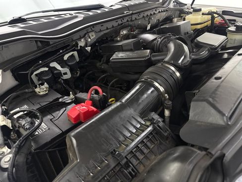 Used 2022 Ford F250 Platinum w/ Snow Plow Prep Package image 78