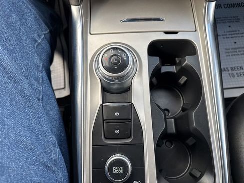 Used 2023 Ford Explorer XLT w/ Equipment Group 202A image 34