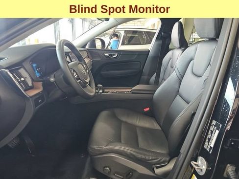 Used 2024 Volvo XC60 B5 Plus w/ Protection Package Premier AWD/4WD image 5