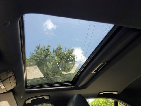 Used 2021 Mercedes-Benz E 350 4MATIC Sedan w/ Premium Package image 20