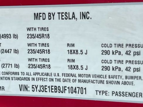 Used 2018 Tesla Model 3 Long Range AWD/4WD image 39