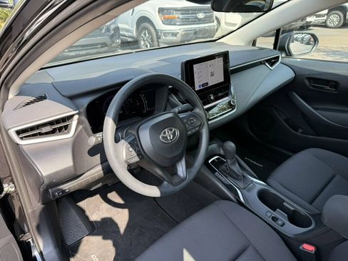 Used 2026 Toyota Corolla LE FWD image 4