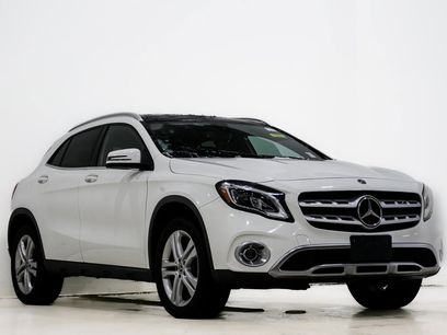 Used 2020 Mercedes-Benz GLA 250 4MATIC w/ Premium Package