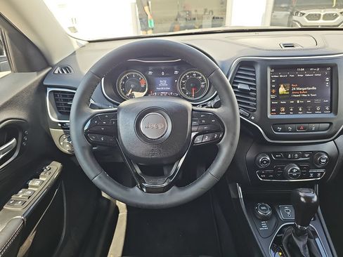 Used 2023 Jeep Cherokee Altitude Lux w/ Lux Elite Package AWD/4WD image 13