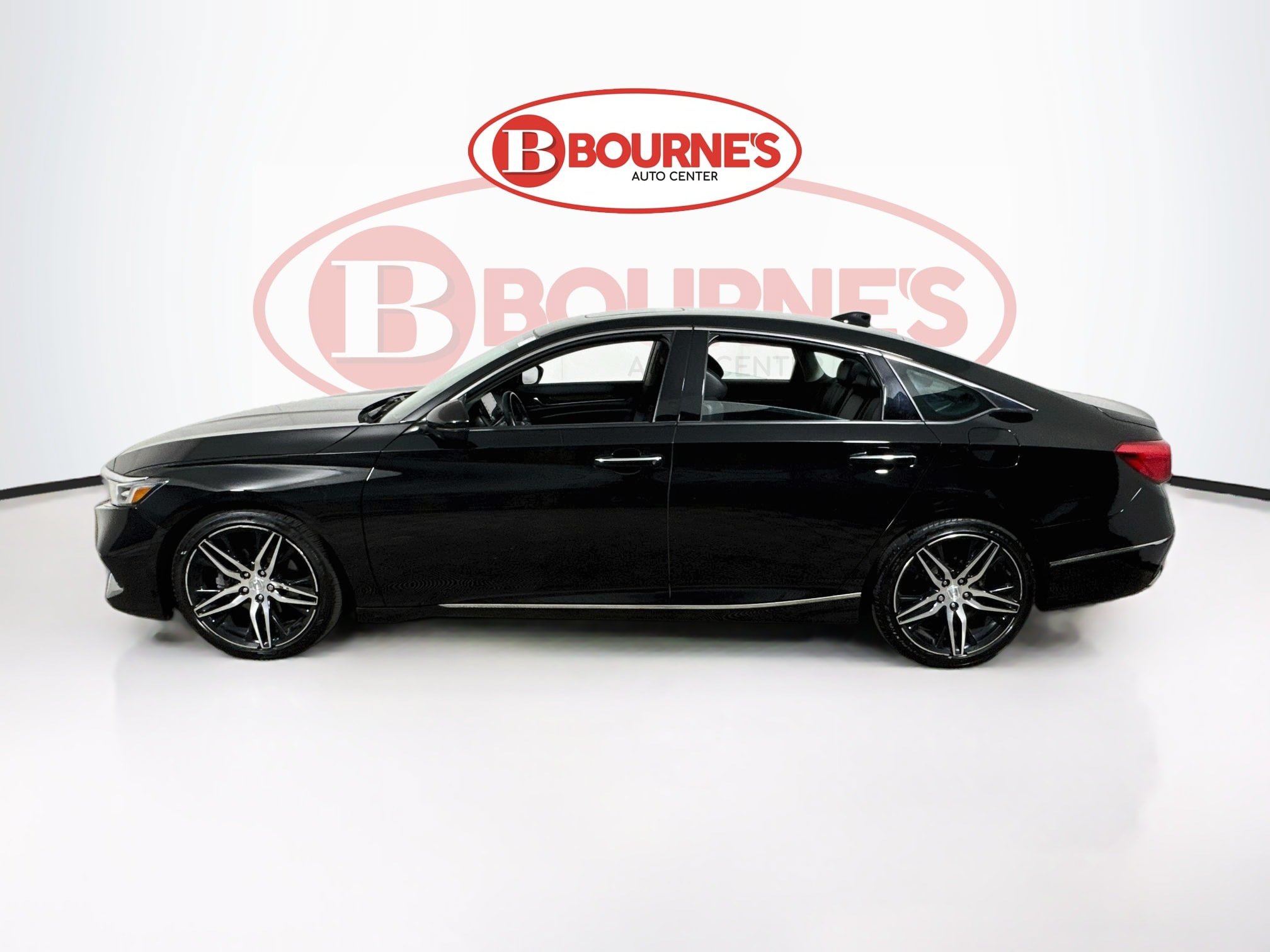 Used 2021 Honda Accord Touring image 9