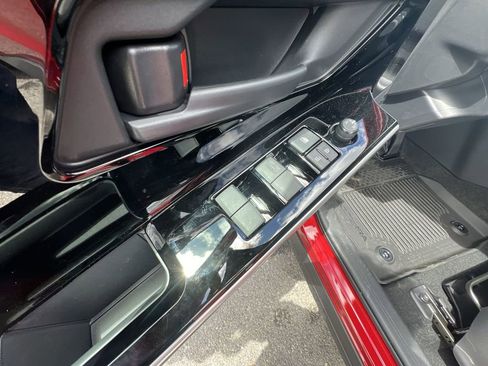 Certified 2024 Subaru Solterra Premium w/ Premium Package image 23