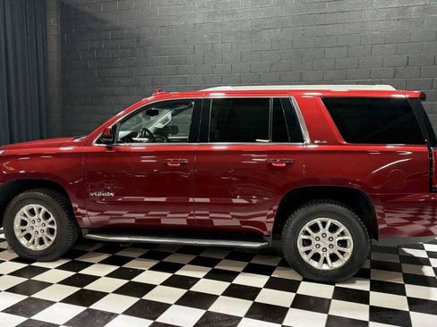 Used 2018 GMC Yukon SLE w/ HD Trailering Package image 93
