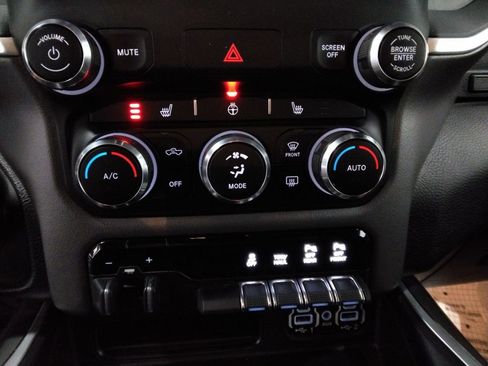 Used 2022 RAM 1500 Big Horn image 17