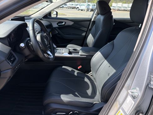 Certified 2025 Acura TLX w/ Technology Package image 16