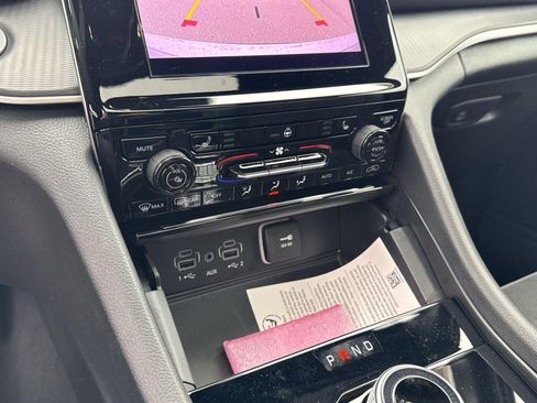 New 2025 Jeep Grand Cherokee L Altitude image 27