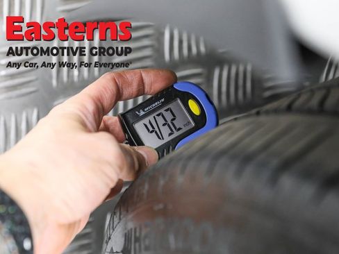 Used 2019 Tesla Model 3 Performance image 26