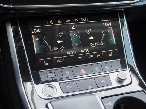 Used 2022 Audi Q7 3.0T Premium AWD/4WD image 27