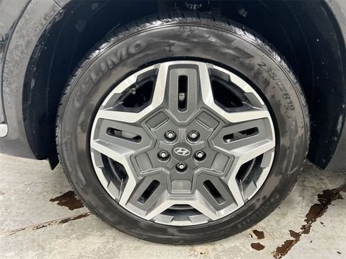 Used 2023 Hyundai Santa Fe Limited image 28