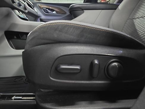 Used 2019 GMC Terrain SLE w/ Driver Convenience Package image 29