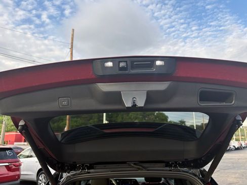 Used 2025 Chevrolet TrailBlazer RS w/ Convenience Package image 8