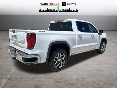 Used 2022 GMC Sierra 1500 SLT AWD/4WD image 6