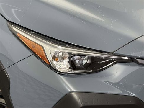 Used 2024 Subaru Crosstrek 2.0i Premium image 15