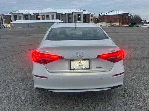 Certified 2025 Honda Civic Sport Touring image 12