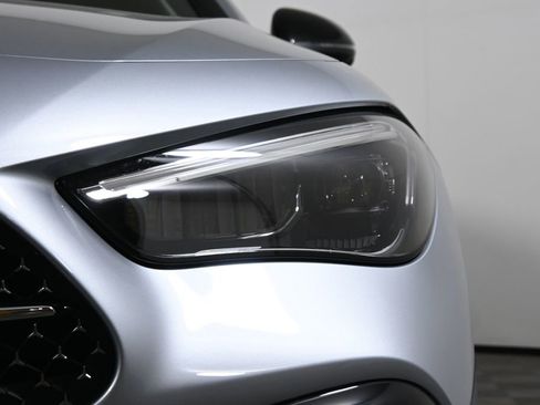 New 2026 Mercedes-Benz CLE 450 4MATIC Coupe image 11