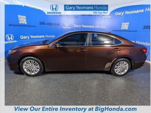Used 2016 Lexus ES 350 w/ Premium Package w/Wood Trim FWD image 7