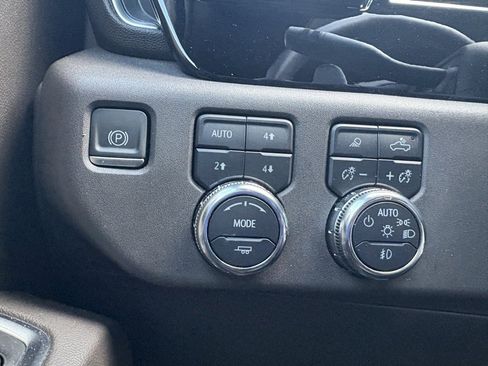 Used 2023 GMC Sierra 1500 SLT w/ SLT Premium Plus Package image 28