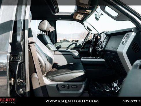 Used 2015 Ford F350 Lariat w/ Lariat Ultimate Package image 44