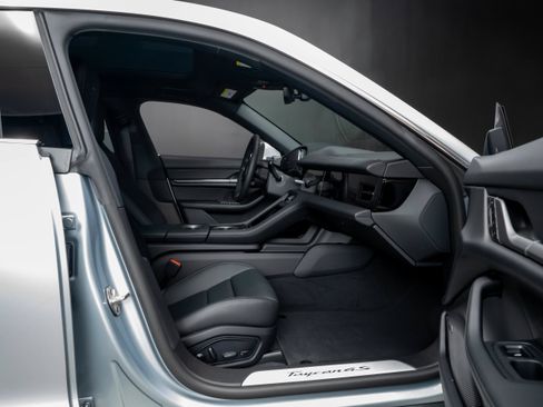 New 2026 Porsche Taycan 4S AWD/4WD image 29