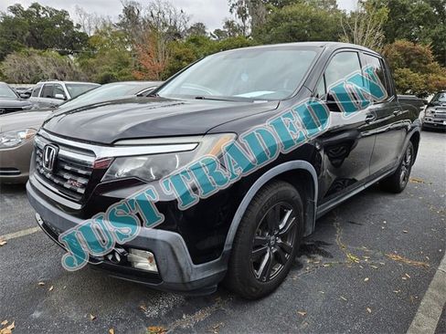 Used 2017 Honda Ridgeline Sport image 1