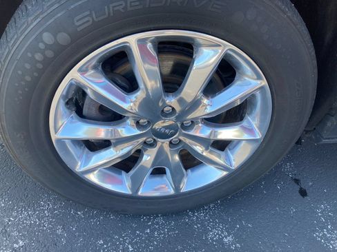 Used 2016 Jeep Cherokee Limited AWD/4WD image 33
