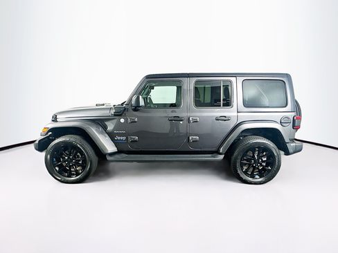 Used 2023 Jeep Wrangler Unlimited Sahara AWD/4WD image 4