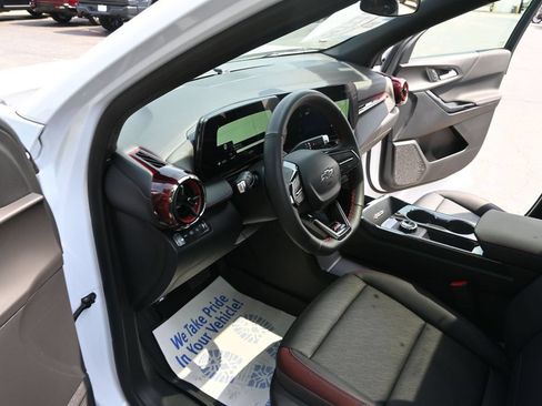 Used 2026 Chevrolet Equinox RS w/ Convenience Package III AWD/4WD image 24