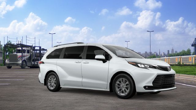 New 2026 Toyota Sienna XLE FWD image 16