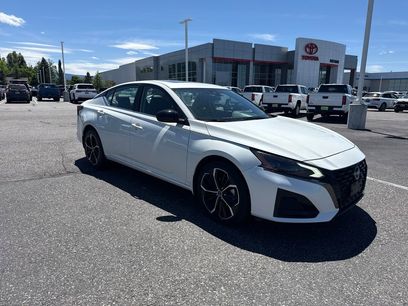 Used 2023 Nissan Altima 2.5 SR w/ SR Premium Package