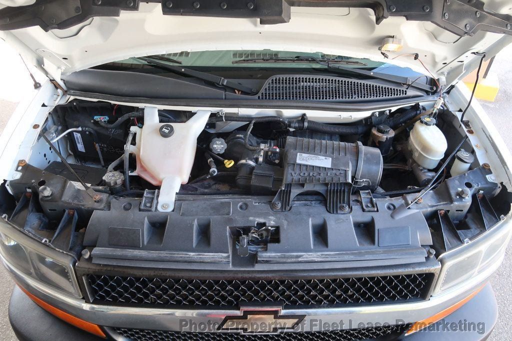Used 2016 Chevrolet Express 3500 LT w/ LT Preferred Equipment Group RWD image 34