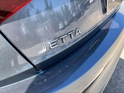 Used 2022 Volkswagen Jetta SE FWD image 30