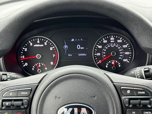 Used 2017 Kia Sportage LX image 16